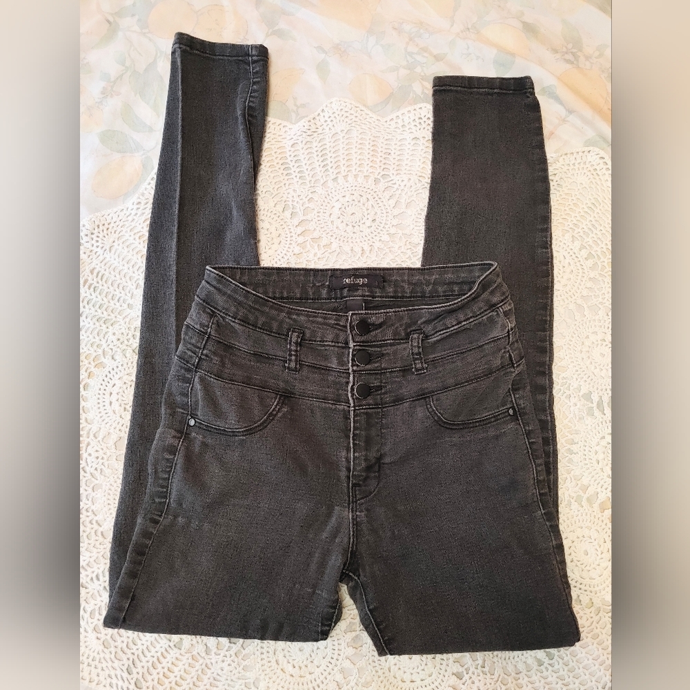 REFUGE Black High Rise Skinny Jeans Size 6